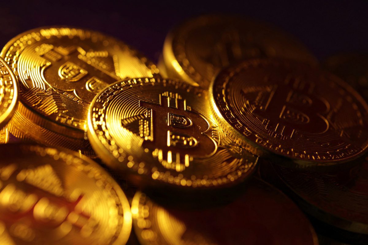 blackrock-atualiza-proposta-de-etf-de-bitcoin-para-permitir-resgates-em-dinheiro-|-investnews