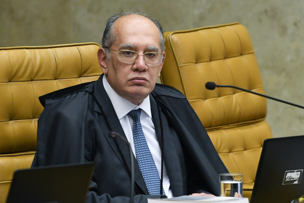 gilmar-mendes-e-jaques-wagner-aparam-arestas-apos-voto-contra-o-stf-|-cnn-brasil