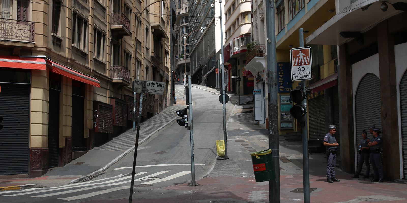 ano-de-2024-tera-10-feriados-e-8-pontos-facultativos;-veja-a-lista