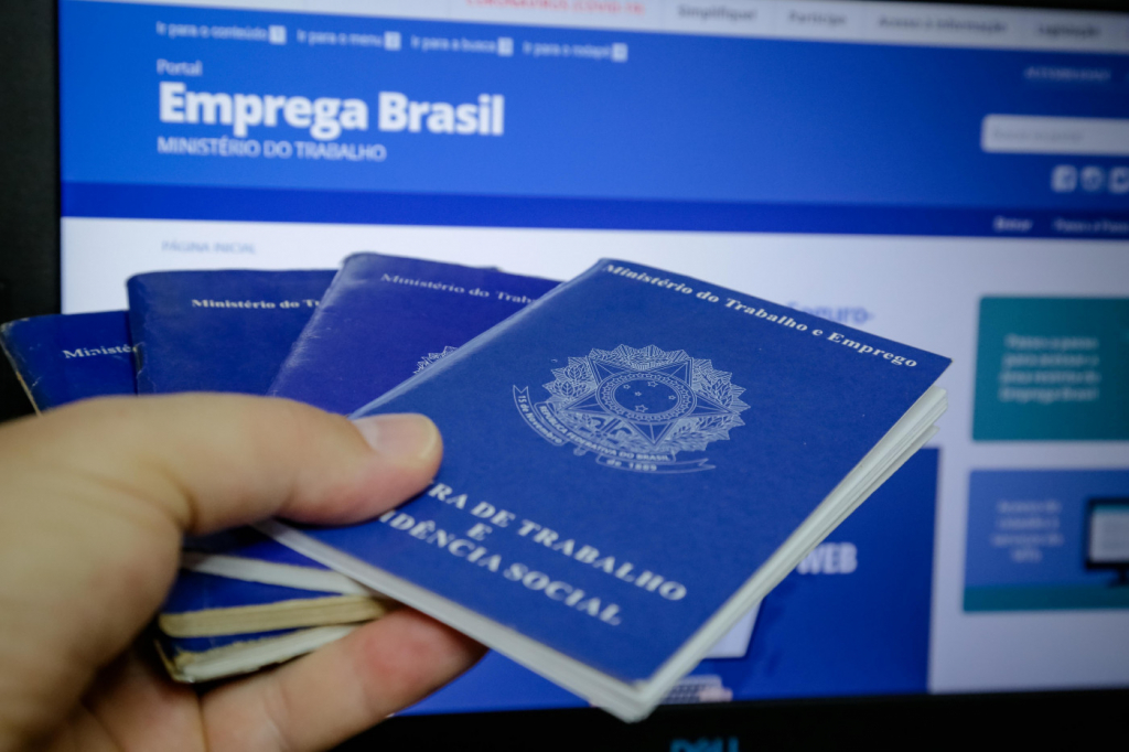comissao-do-senado-aprova-reducao-da-jornada-de-trabalho-sem-diminuicao-de-salario-–-jovem-pan