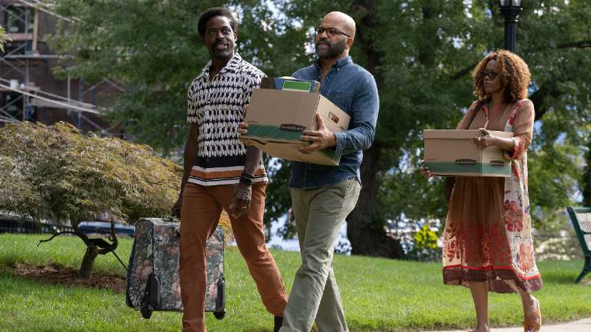 “american-fiction”-faz-piada-com-os-cliches-sobre-negros-na-literatura-–-neofeed