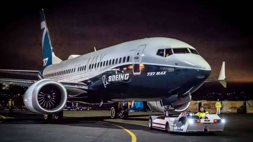 ano-novo,-problema-velho:-737-max-continua-a-drenar-valor-da-boeing-–-neofeed