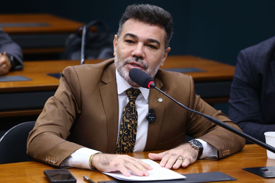 pgr-defende-condenacao-de-marco-feliciano-em-processo-sobre-discriminacao-de-genero-|-cnn-brasil