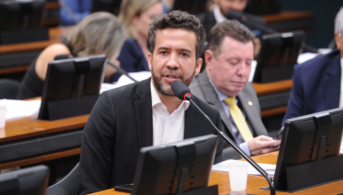 mpf-df-abre-inquerito-sobre-suposta-rachadinha-do-deputado-andre-janones-|-cnn-brasil