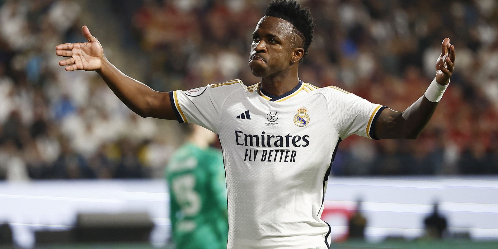vinicius-junior-brilha-e-real-madrid-conquista-supercopa-da-espanha