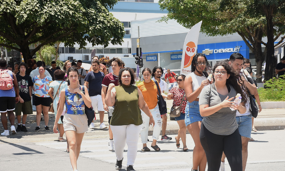 norte-e-nordeste-lideram-numero-de-estudantes-com-nota-maxima-no-enem-2023-–-jovem-pan