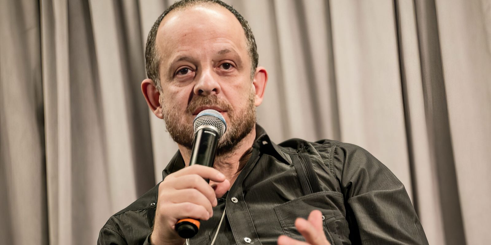 rede-social-notifica-jornalista-breno-altman-sobre-investigacao-da-pf