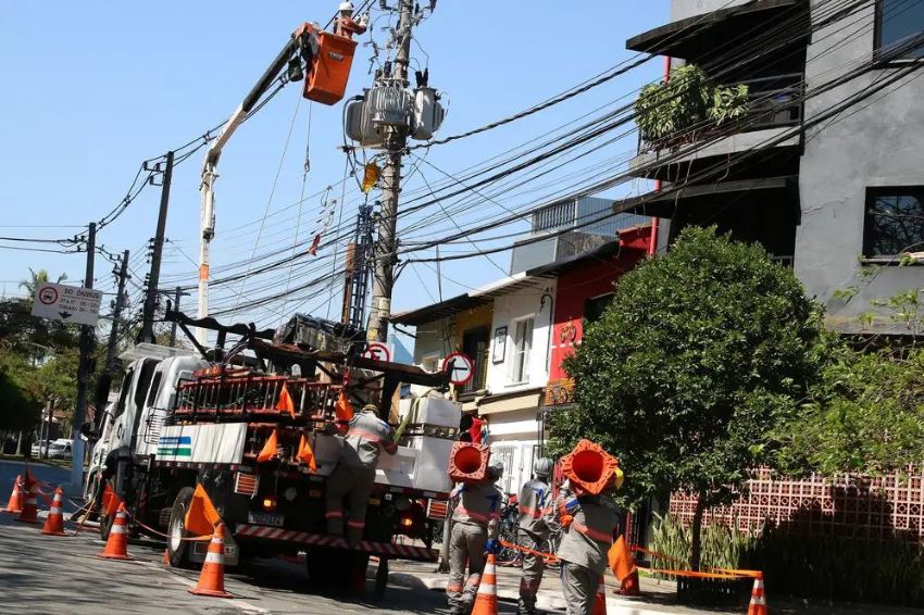 prefeitura-de-sp-pede-ao-tcu-rescisao-de-contrato-com-a-enel
