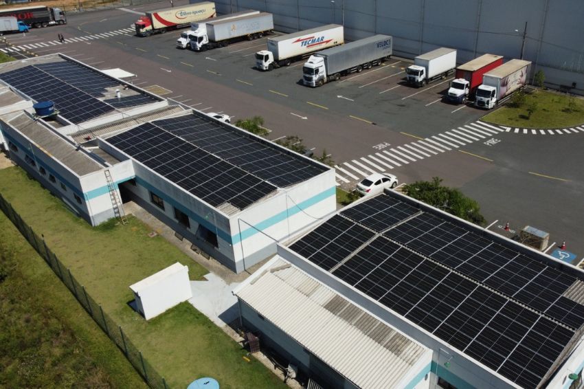 condominio-hp-economiza-r$-70-mil-com-energia-solar-em-curitiba