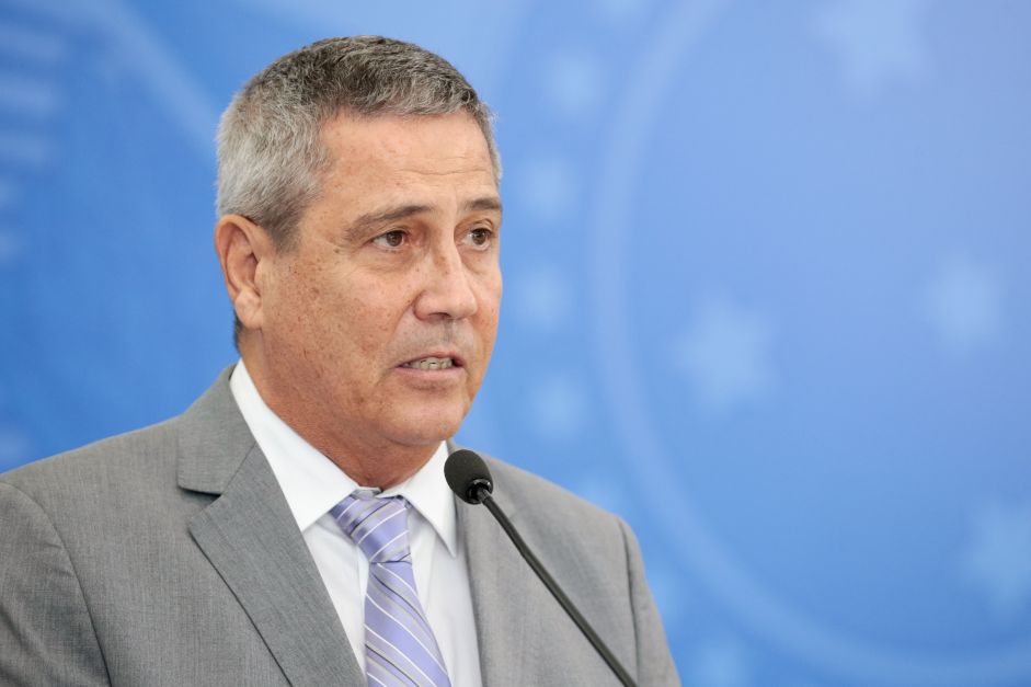 braga-netto-mandou-viralizar-ataque-a-atual-comandante-do-exercito-|-cnn-brasil
