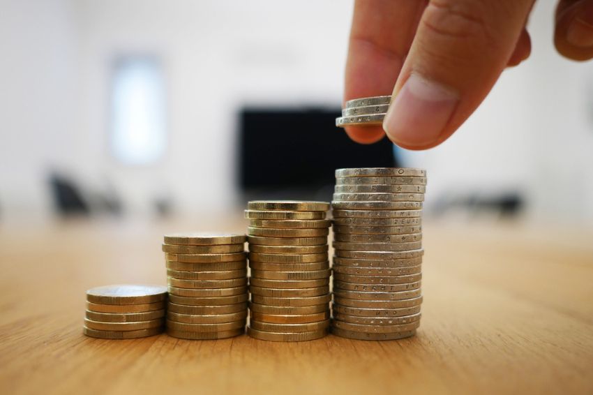 copom-corta-juros-em-0,5-pp.-e-projeta-novas-reducoes-ao-longo-de-2024
