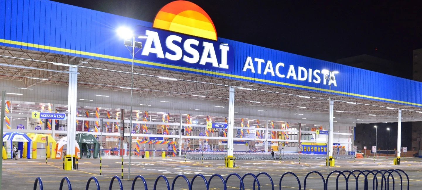 assai-celebra-50-anos-com-nova-identidade-visual-da-marca