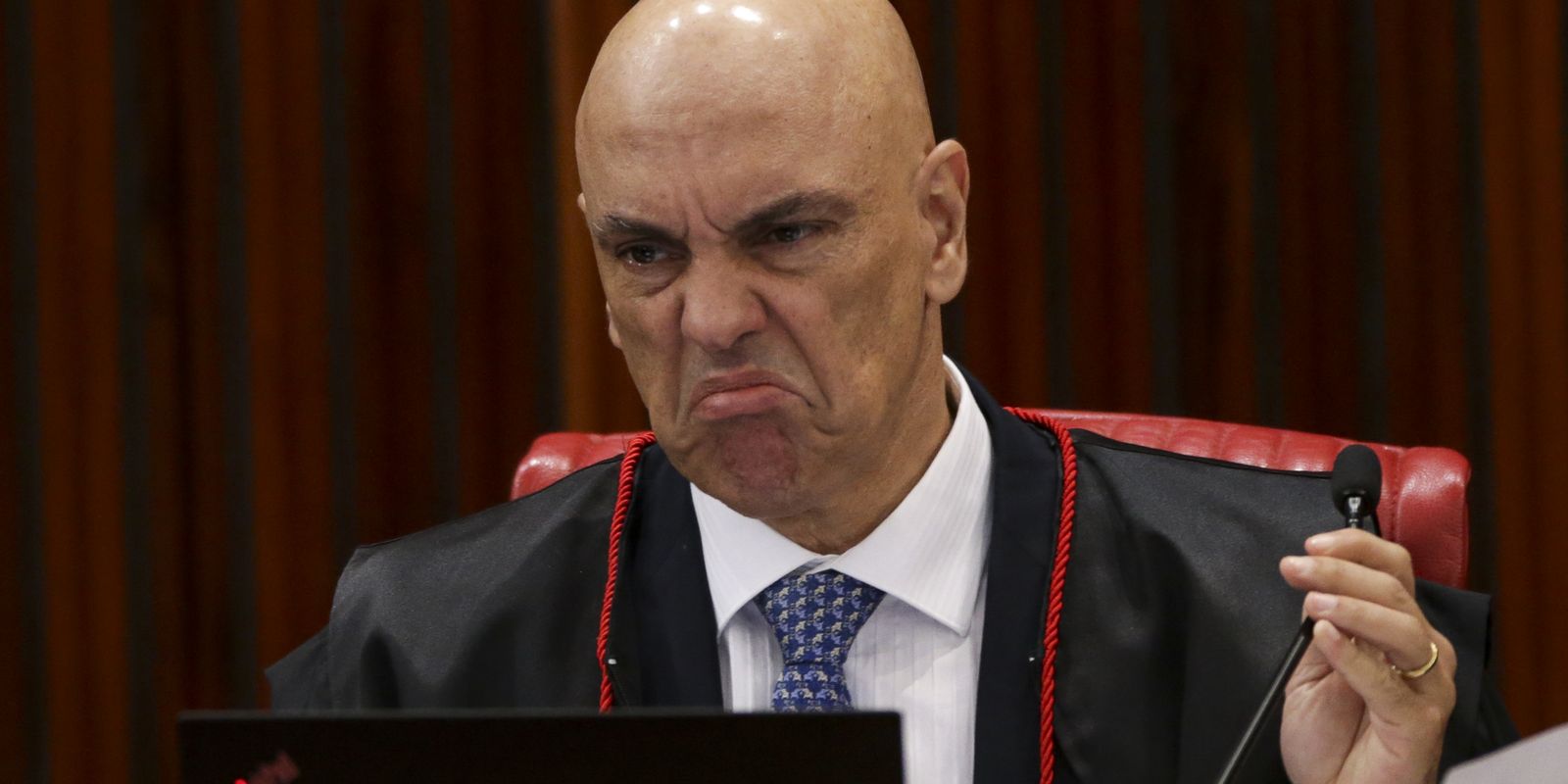moraes-nega-pedido-de-bolsonaro-para-nao-comparecer-a-interrogatorio