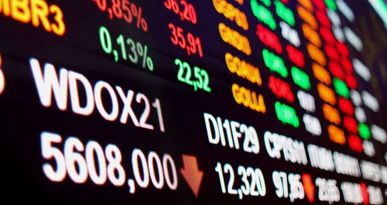 tombo-de-mais-de-10%-da-petrobras-(petr3)-arrasta-ibovespa-para-baixo-–-money-times