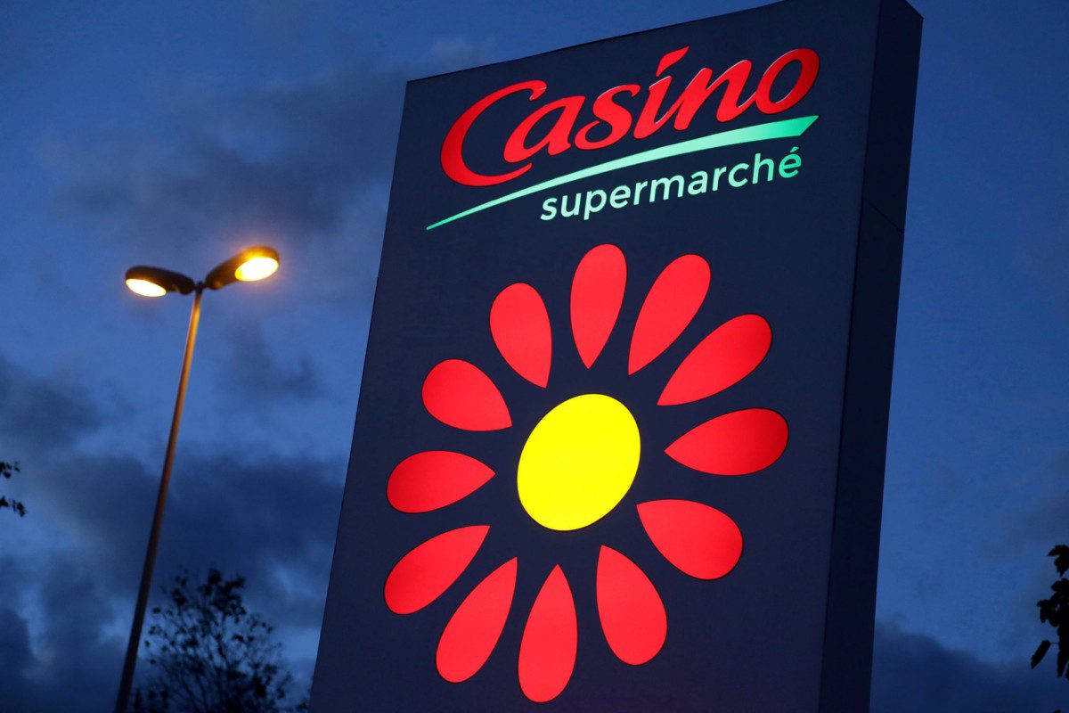 boletim-in:-casino-deixa-o-controle-do-gpa;-dia-fecha-343-lojas;-acoes-da-embraer-|-investnews