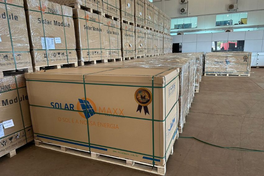 solar-maxx-apresentara-portfolio-de-paineis-e-inversores-na-intersolar-summit-nordeste