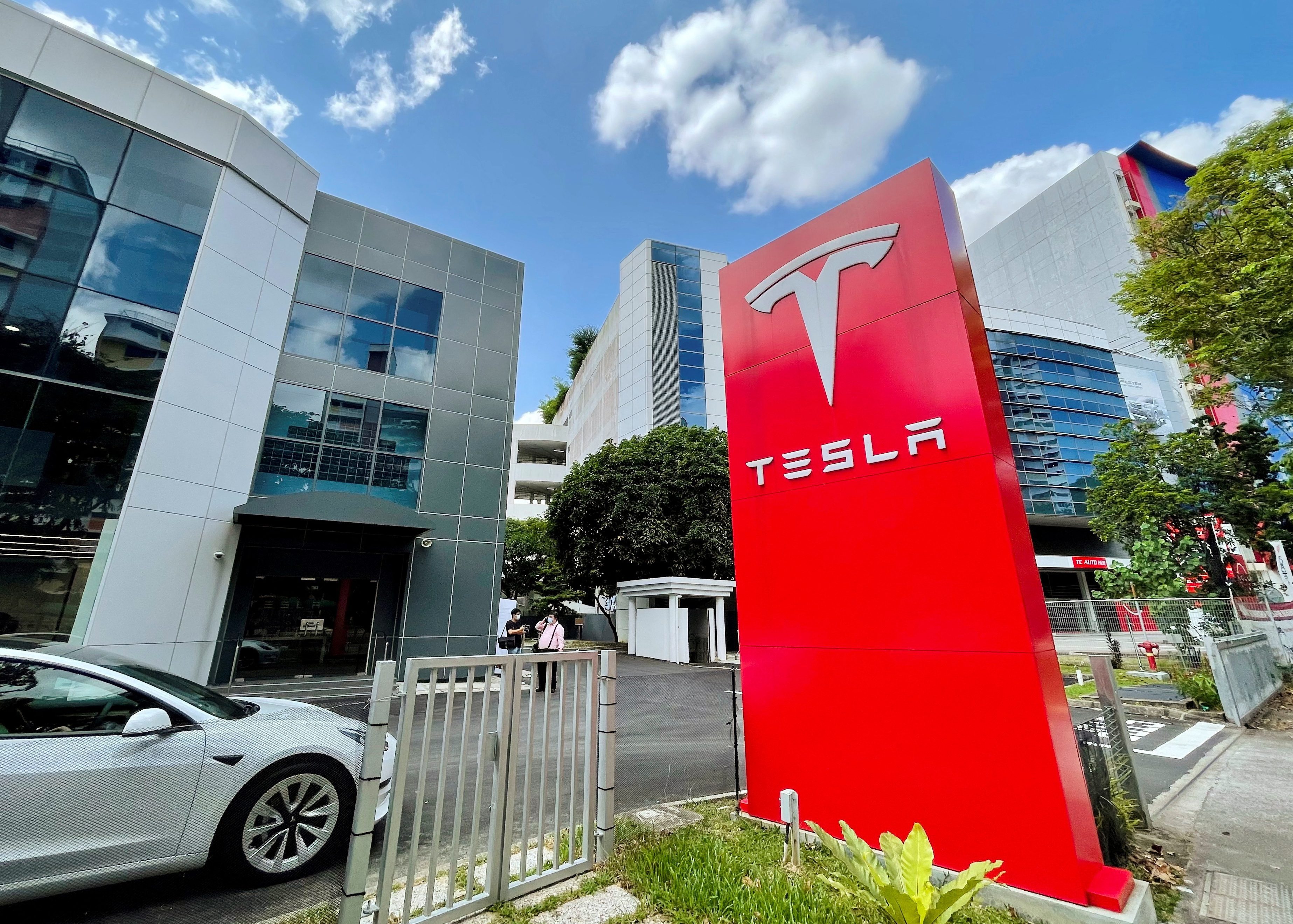 Tesla anuncia aumento de preços do Model Y para EUA e Europa