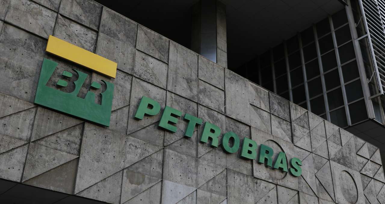 petrobras-(petr4),-inter-(inbr32),-jbs-(jbss3)-e-outros-destaques-desta-segunda-(8)-–-money-times