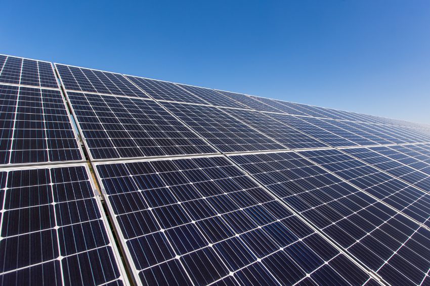 financiamento-para-energia-solar-cai-48%-no-ultimo-ano,-aponta-cela