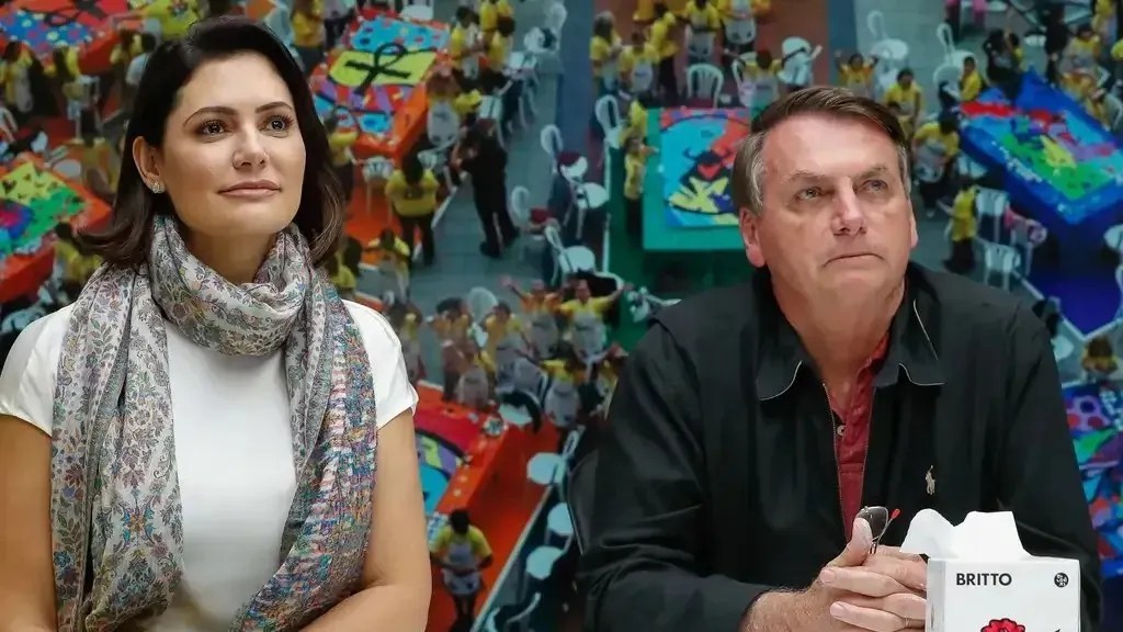 casal-bolsonaro-processa-uniao-por-falas-de-lula-sobre-moveis-do-alvorada-|-cnn-brasil