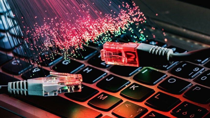 v.tal-se-compromete-com-emprestimo-e-com-clientes-de-fibra-da-oi-(se-ninguem-quiser)-–-neofeed