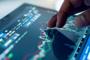 onde-investir-agora?-veja-10-estrategias-em-renda-variavel-para-este-mes