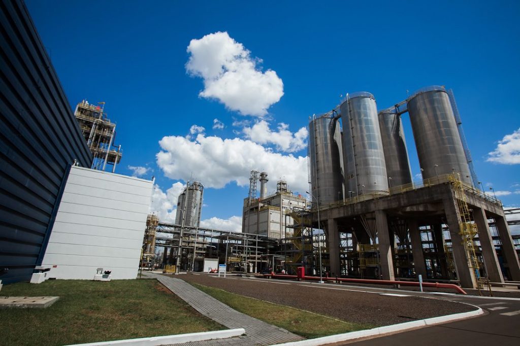 braskem-(brkm5)-despenca-quase-15%-no-ibovespa-apos-desistencia-da-adnoc
