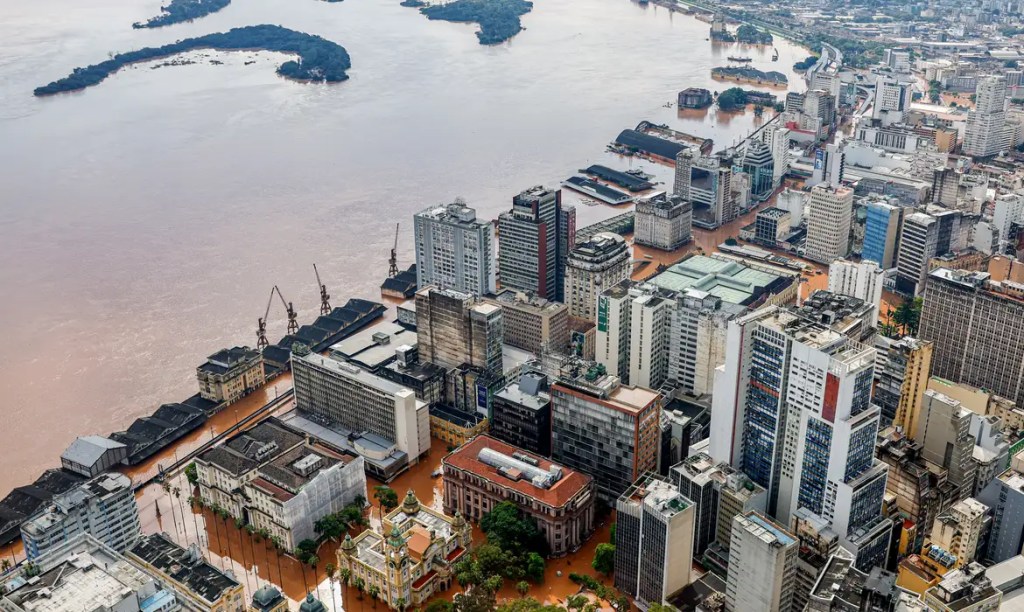 rio-grande-do-sul:-afetados-pelas-chuvas-podem-usar-fgts-e-antecipar-bolsa-familia-e-inss 