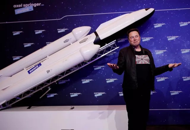 quer-comprar-acoes-da-spacex?-voce-tem-que-conhecer-alguem