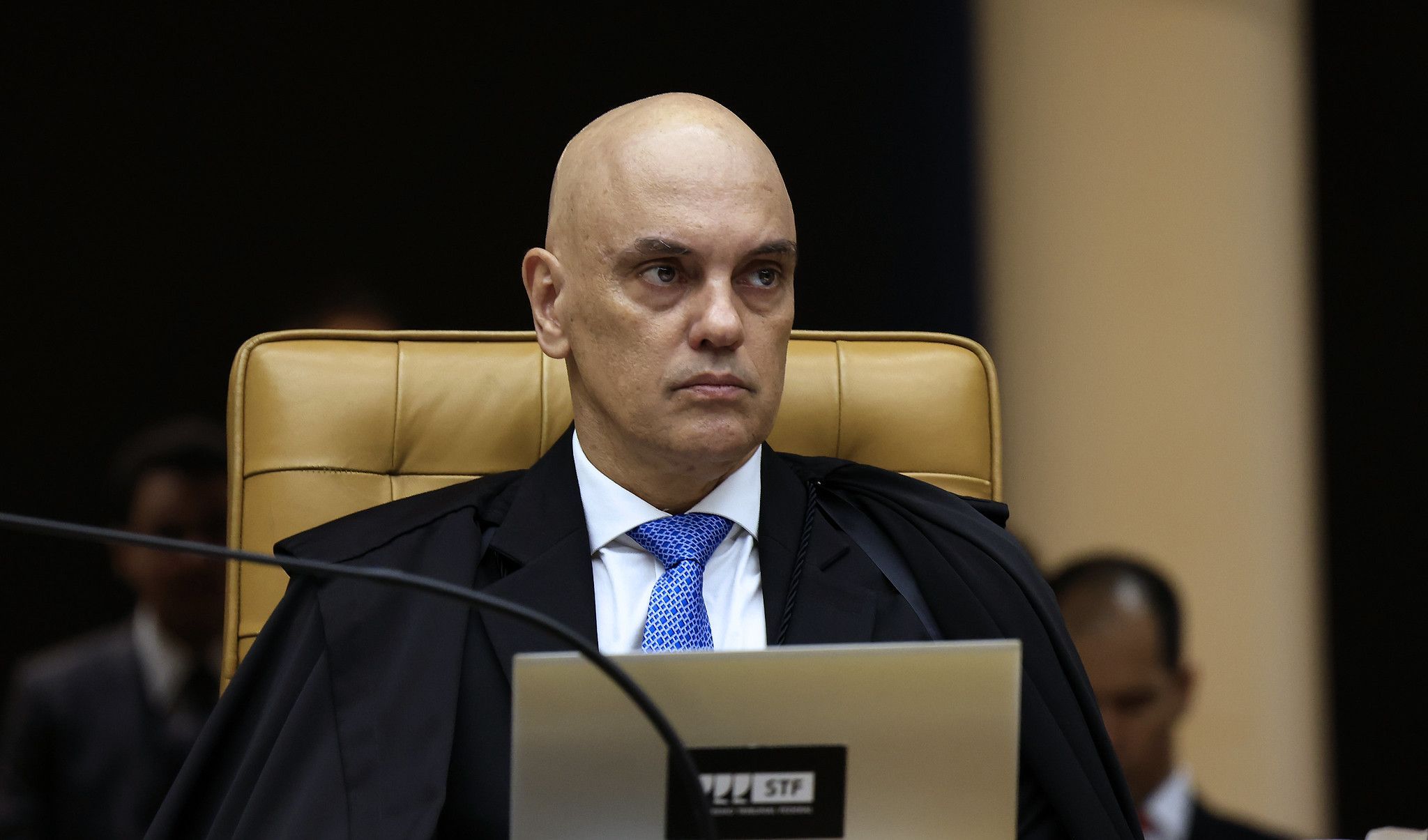 moraes-suspende-lei-municipal-que-proibia-linguagem-neutra-nas-escolas-|-cnn-brasil