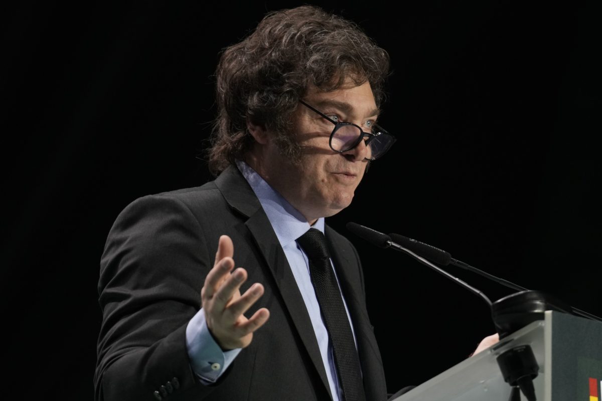 milei-apresenta-passos-para-dolarizacao-da-economia-argentina-|-investnews