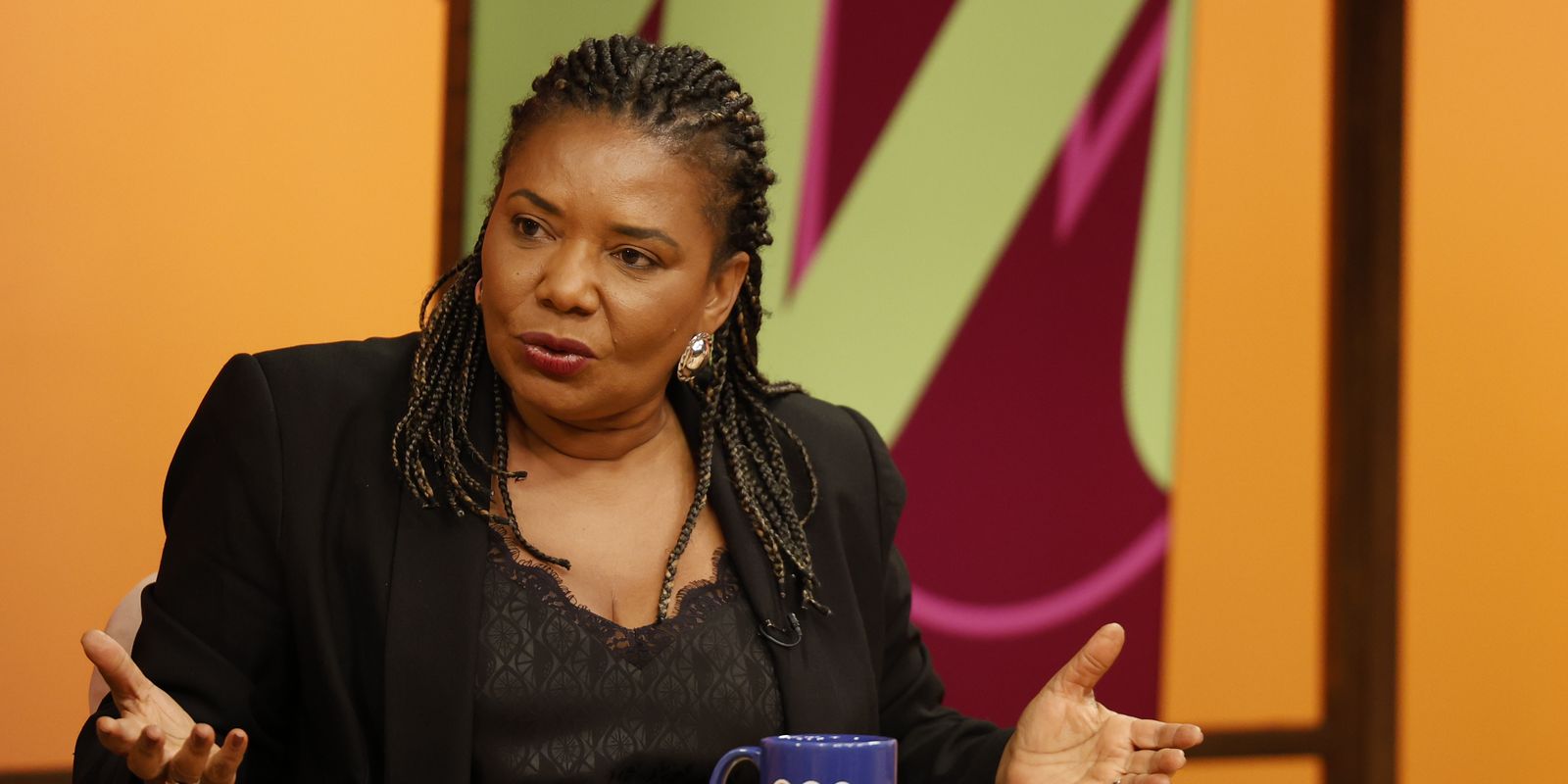 “o-talento-e-individual,-mas-a-arte-e-coletiva”,-diz-margareth-menezes
