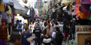 informalidade-recua-no-mercado-de-trabalho-em-janeiro,-diz-ibge