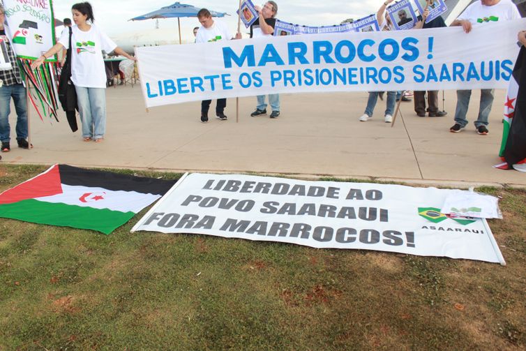 Frente Polisário/Divulgação Brasília (DF), 29/05/2025 - Manifestação de apoiadores da independência do Saara Ocidental, na Praça dos Três Poderes. Movimentos sociais simpáticos à Frente Polisário pedem liberação de presos por Marrocos e reconhecimento da causa pelo Brasil. Foto: Frente Polisário/Divulgação