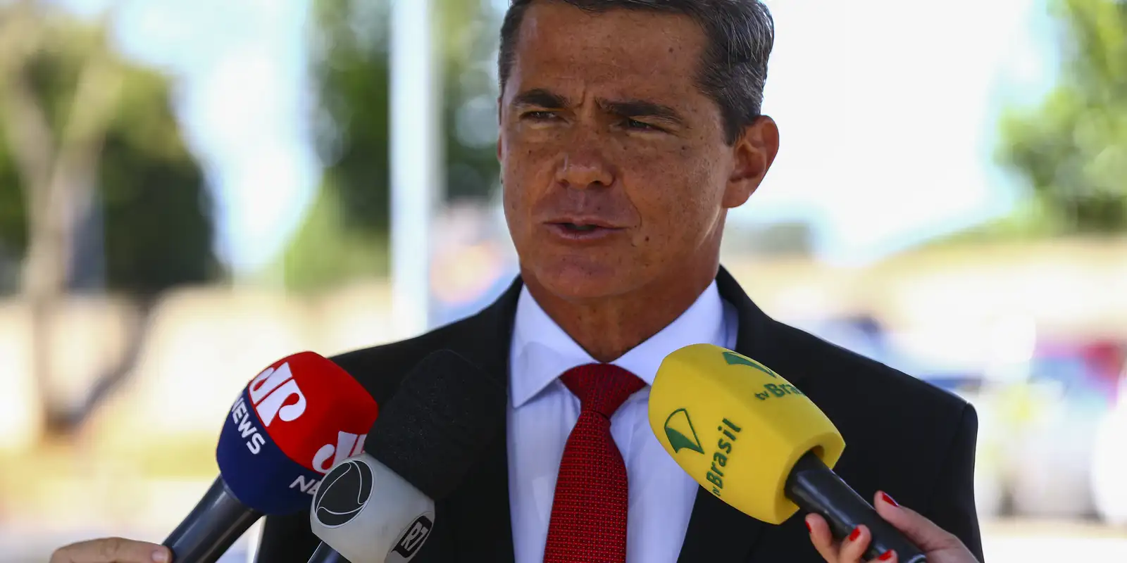 general-diz-ao-stf-que-visitou-acampamento-golpista-como-cidadao