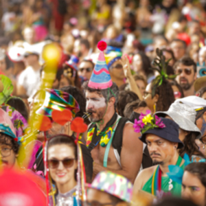 01-Blocos-e-bandas-de-rua.jpg Generic placeholder image