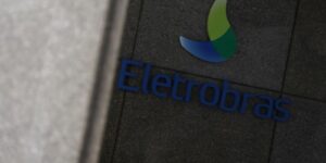 senado-aprova-proposta-de-realocacao-de-trabalhadores-da-eletrobras