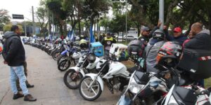 governo-cria-grupo-para-debater-direitos-de-entregadores-por-app