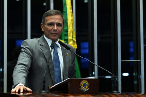 bittar-critica-conduta-de-ministros-em-caso-do-banco-master