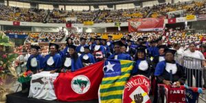 festa-em-recife-celebra-30-mil-alfabetizados-em-programa-social