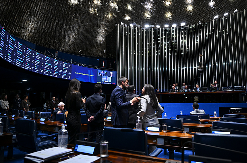 prorrogados-prazos-de-mps-da-taxa-das-blusinhas-e-de-subsidio-a-combustiveis
