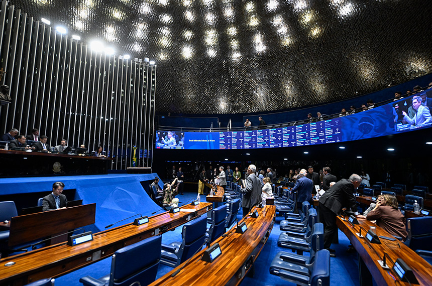 plenario-analisa-pena-maior-para-violencia-sexual-digital-contra-crianca