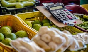 preco-de-alimentos-recua,-e-inflacao-oficial-de-junho-fica-em-0,16%