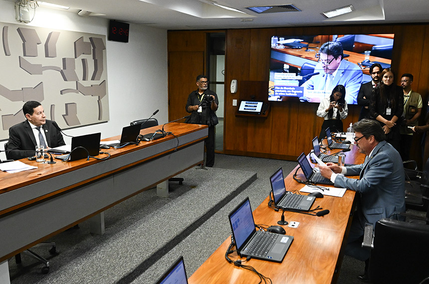 csp-aprova-estatuto-da-vitima,-que-vai-ao-plenario-em-regime-de-urgencia