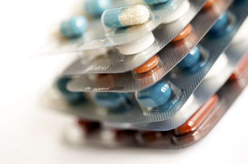 sancionada-lei-que-cria-estrategia-para-fortalecer-producao-de-medicamentos