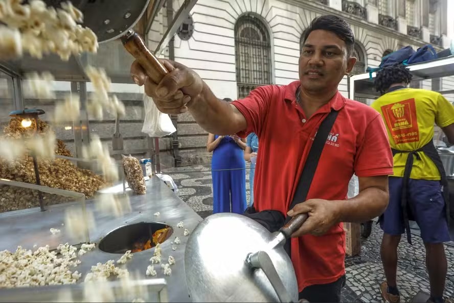 como-um-carrinho-de-pipoca-virou-um-negocio-de-r$-150-mil-por-mes-no-rio-de-janeiro