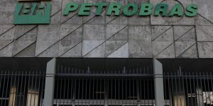 petrobras-anuncia-descoberta-de-petroleo-na-foz-do-amazonas
