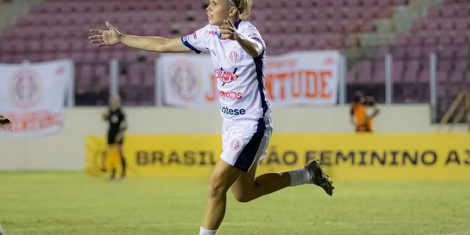 juventude-se-bate-portuguesa-ap-de-novo-e-esta-na-final-do-feminino-a3