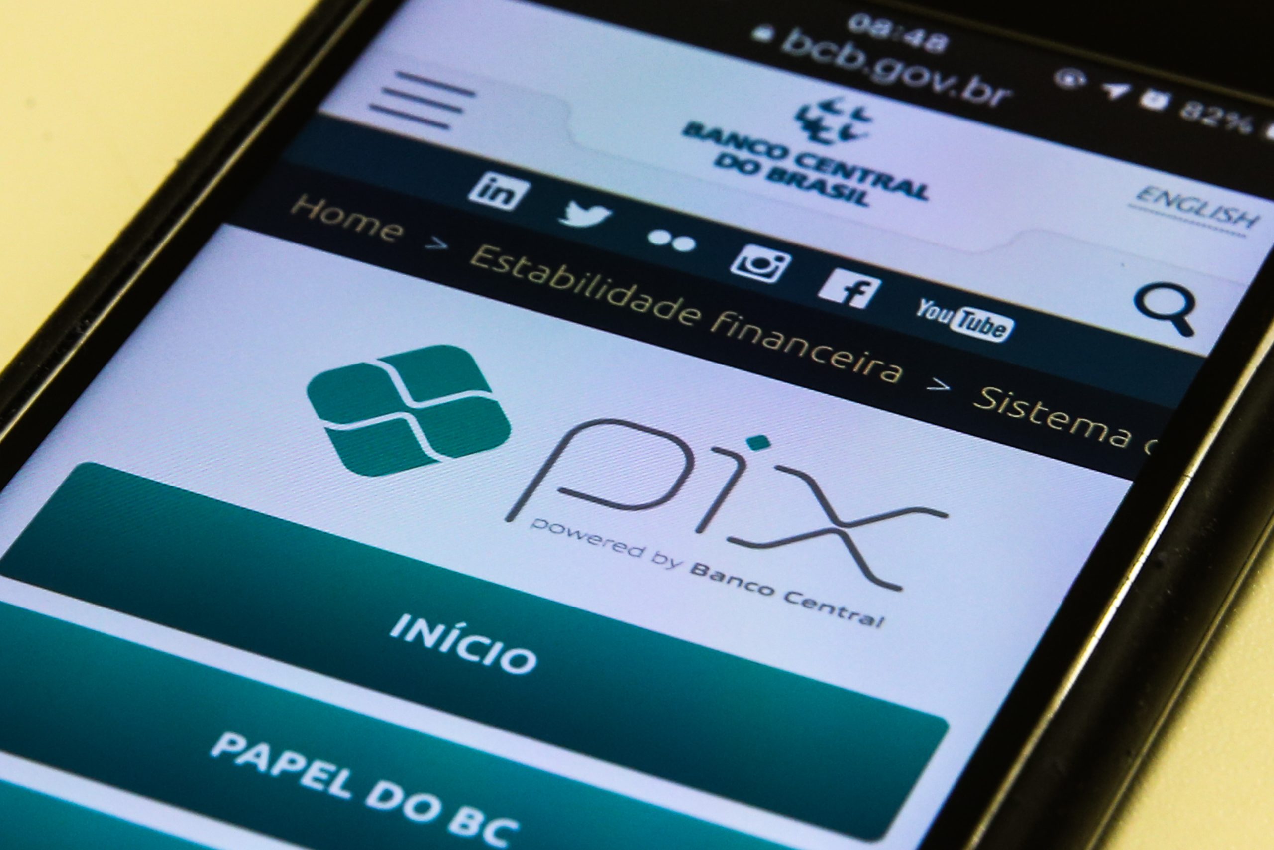 pix-enfrenta-instabilidade-na-manha-deste-domingo