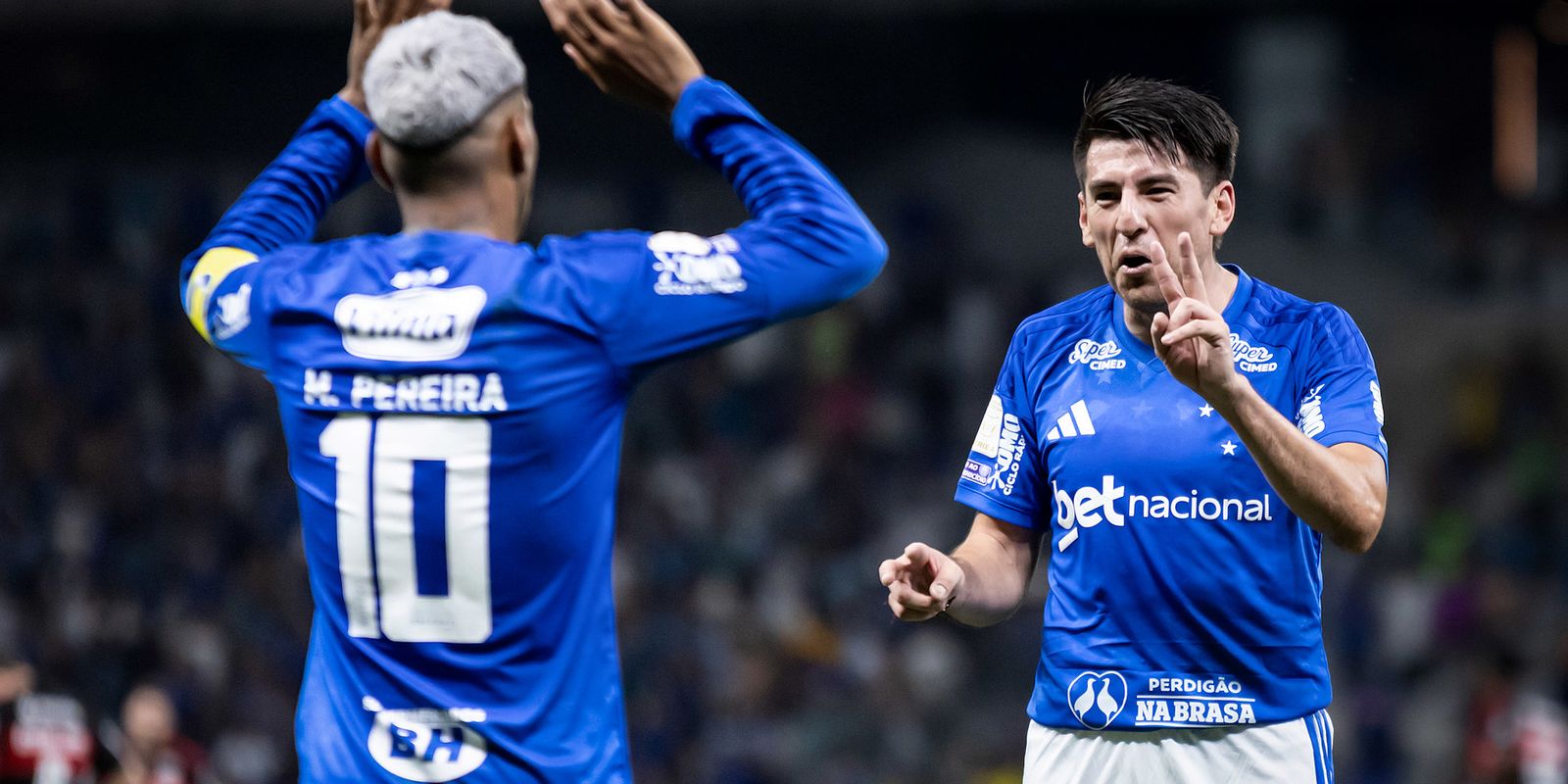 cruzeiro-vence-flamengo-e-palmeiras-agradece-no-brasileirao